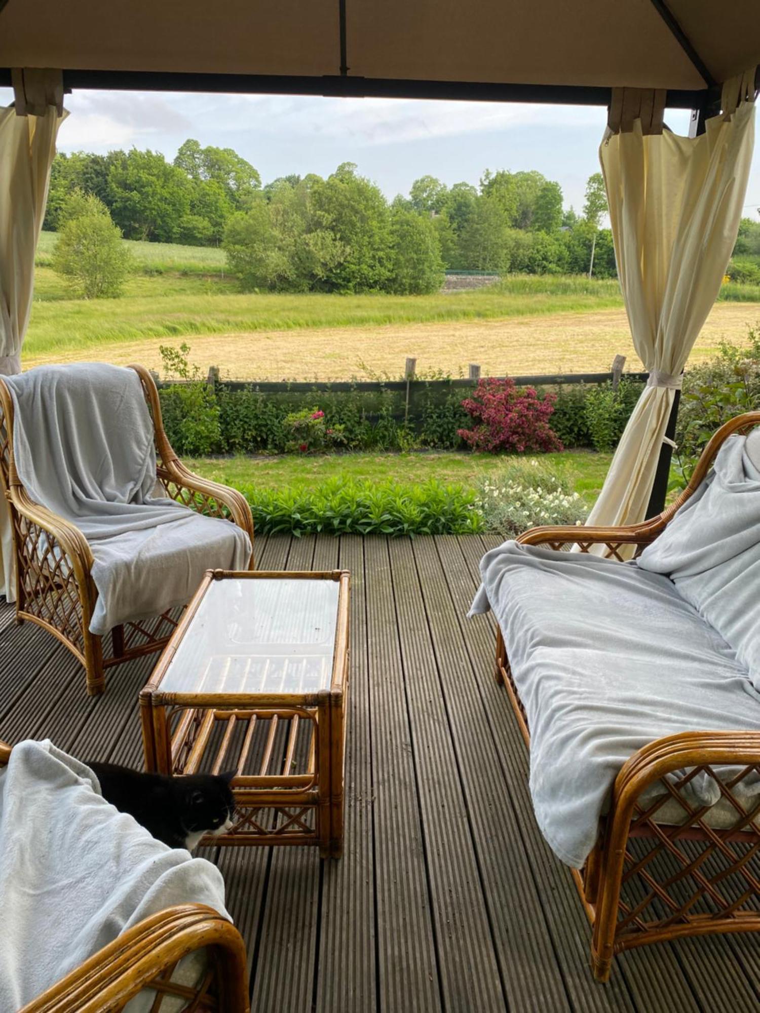 Spacious, Rustic Studio Space For 2 Persons Saint-Cyr-du-Bailleul エクステリア 写真